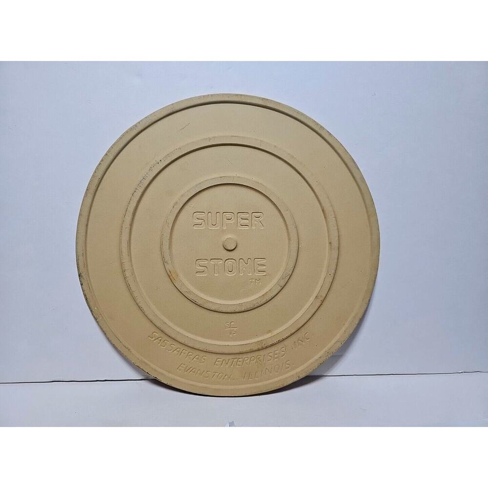 Vintage 1981 Sassafras Pizza Stone 12 3/4" round - Super Stone #3620
